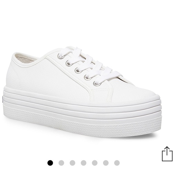 Steve Madden Shoes - New Steve Madden Bobbi platform sneakers. Size 9.5
